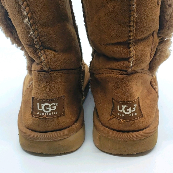 UGG Tan Bailey 3-button mid calf boots - Picture 6 of 10